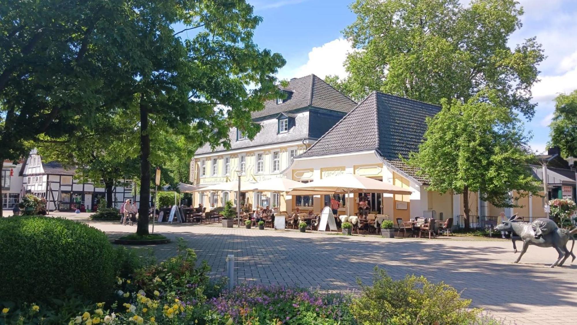 Parkhotel & Kurcafe Bad Sassendorf Exterior foto